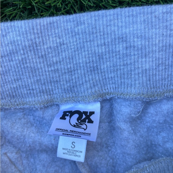 Women’s (juniors) Fox Factory Gray Sweatpants Size Small - Picture 4 of 4